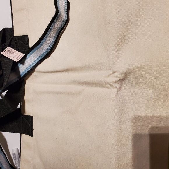 BRAND NEW VICTORIA SECRET TOTE BAG - Picture 13 of 16